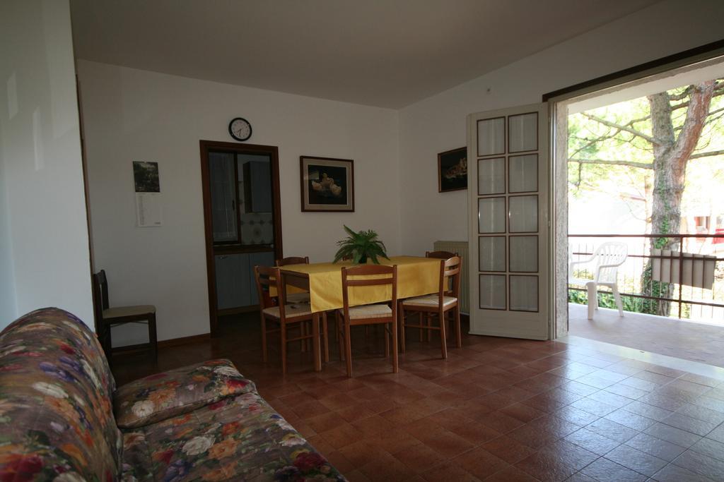 Ba - Villa Stella - 3 Apartments- Lignano Sabbiadoro Exterior foto