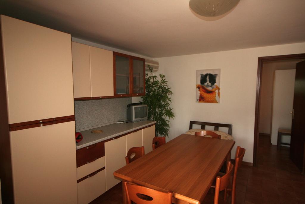 Ba - Villa Stella - 3 Apartments- Lignano Sabbiadoro Exterior foto